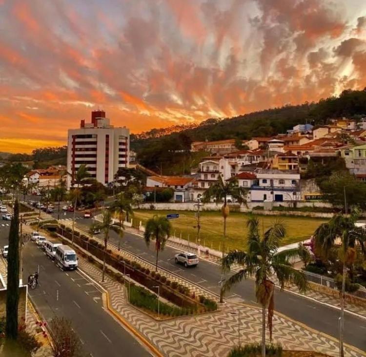 Appartement Apartamento Aconchegante Centro Águas de Lindóia Extérieur photo